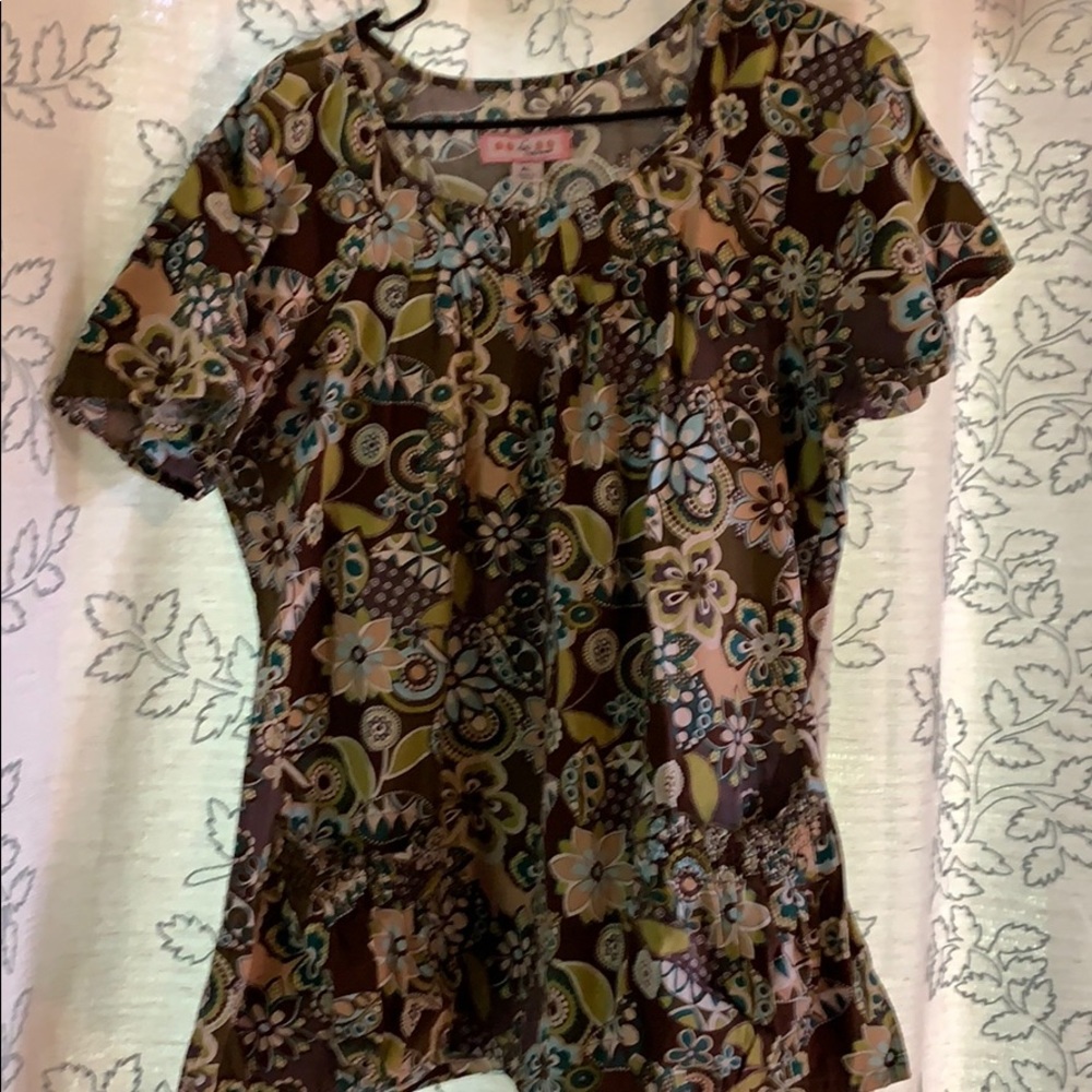 Koi nursing top